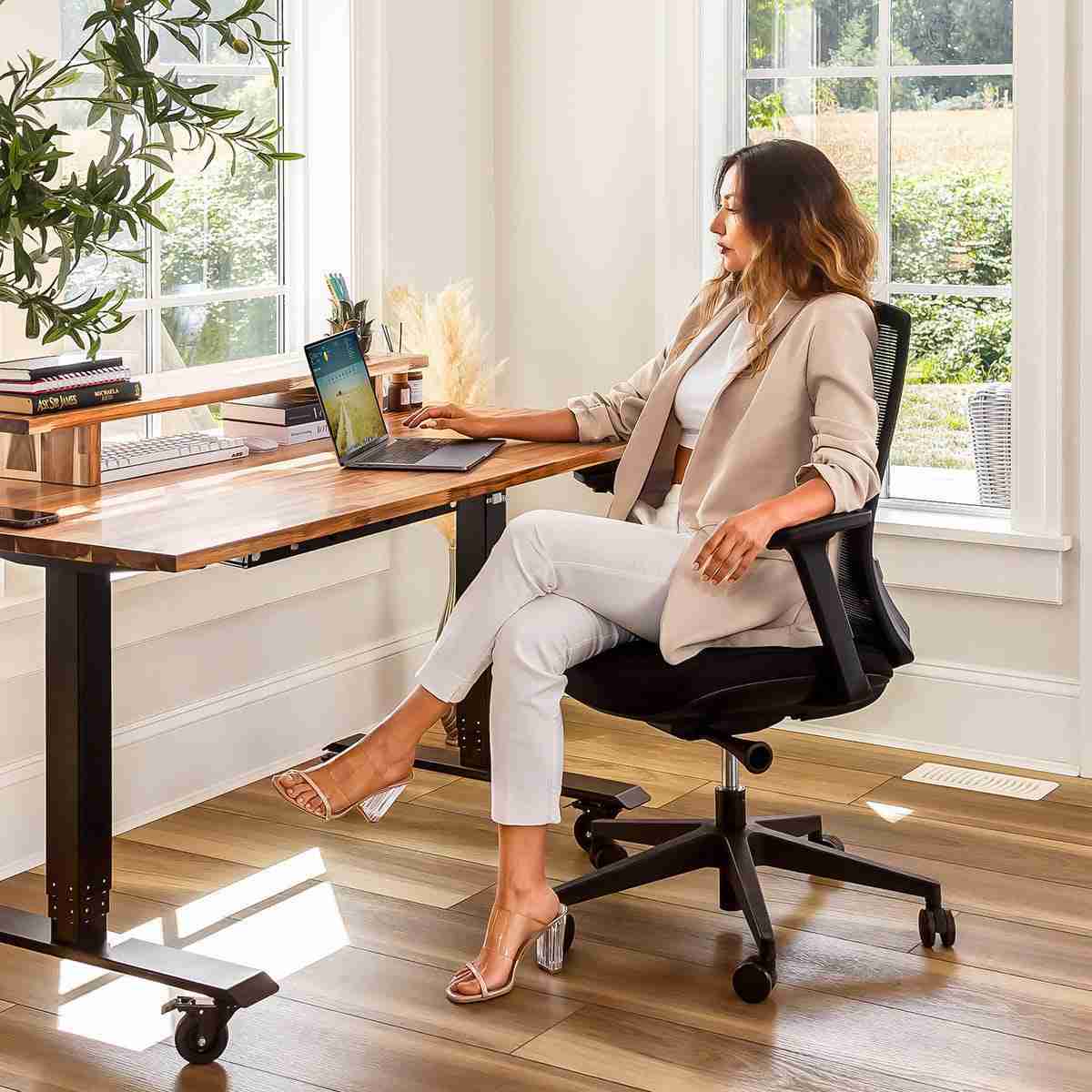 Grin Ergonomic Chair - Image 5